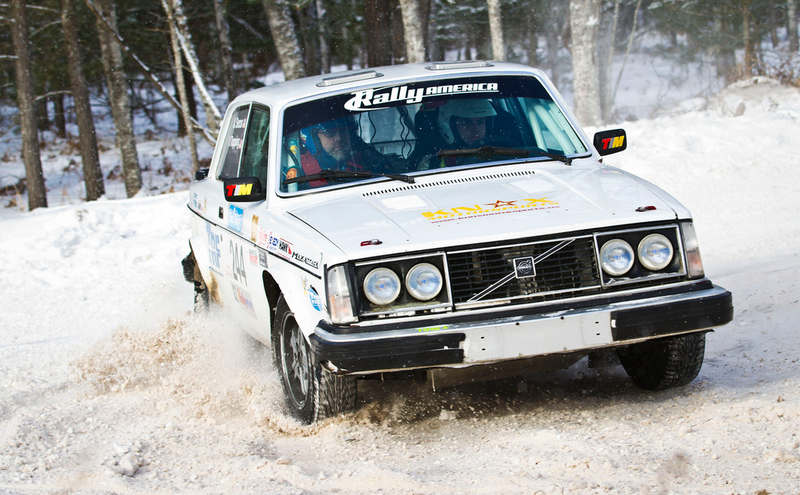 Illustration for article titled This is how you drive in the snow